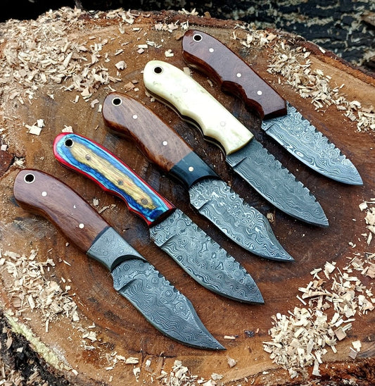 This 5 knife Dela 
Discount price Dela
Beautiful Custom Handmade Damascus Steel skinning knife🔪